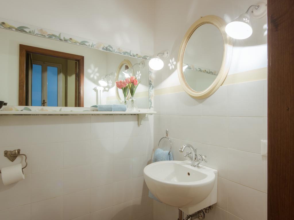 Charming Suite Ponte Vecchio Florença Exterior foto